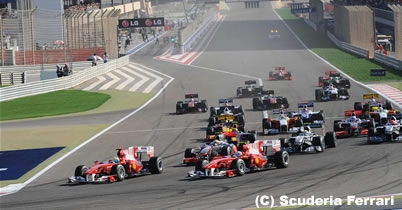 コバライネン レース展開向上のためブルーフラッグ廃止を提案 F1 トップニュース 10年f1世界選手権 Live速報