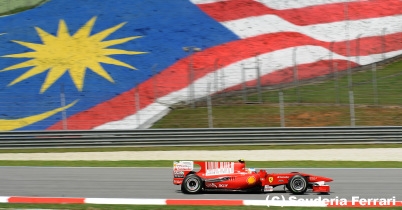 アロンソ「単なる運の勝負になった」マレーシアGP2日目 thumbnail
