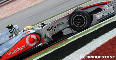 フェラーリ、ウィリアムズ、メルセデスGPが中国でFダクトをテスト thumbnail