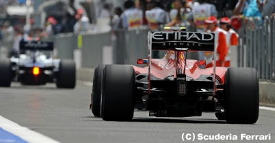 フェラーリ、2010年の開発をあきらめず thumbnail