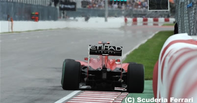 フェラーリ、レッドブル流エキゾーストを採用へ thumbnail